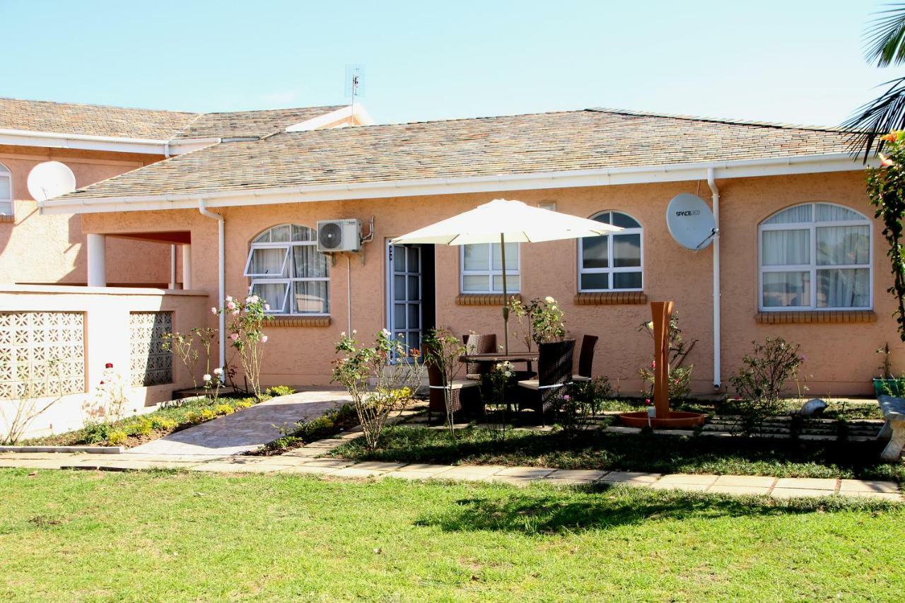Ekupholeni Garden Villas Manzini Buitenkant foto