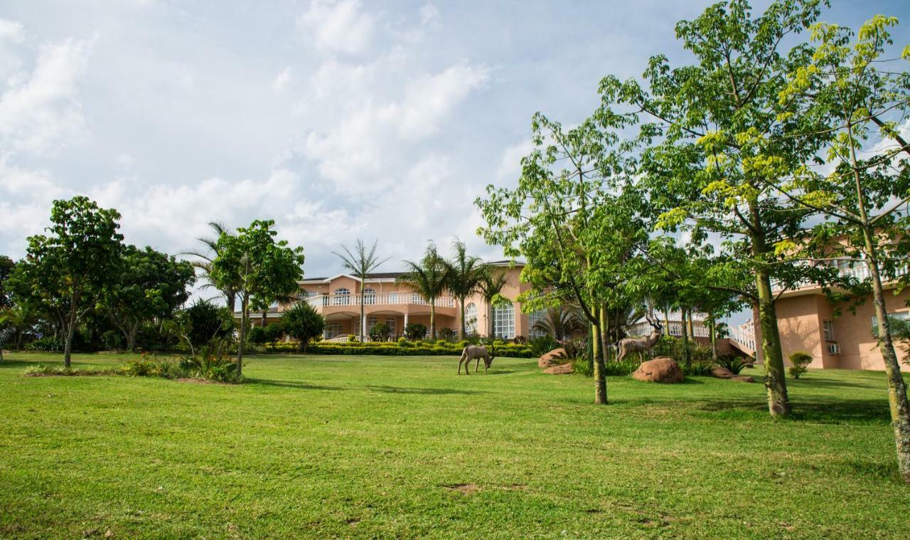 Ekupholeni Garden Villas Manzini Buitenkant foto