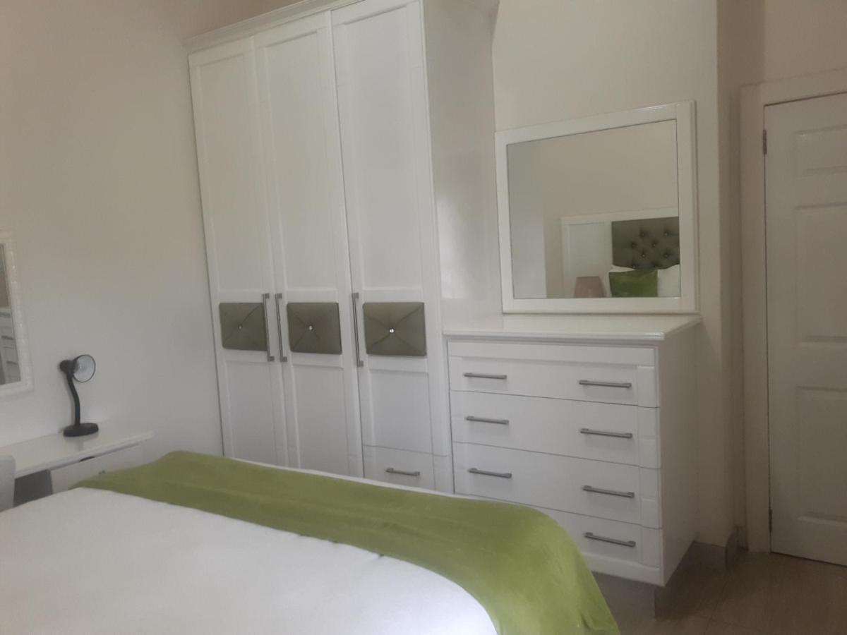 Ekupholeni Garden Villas Manzini Buitenkant foto